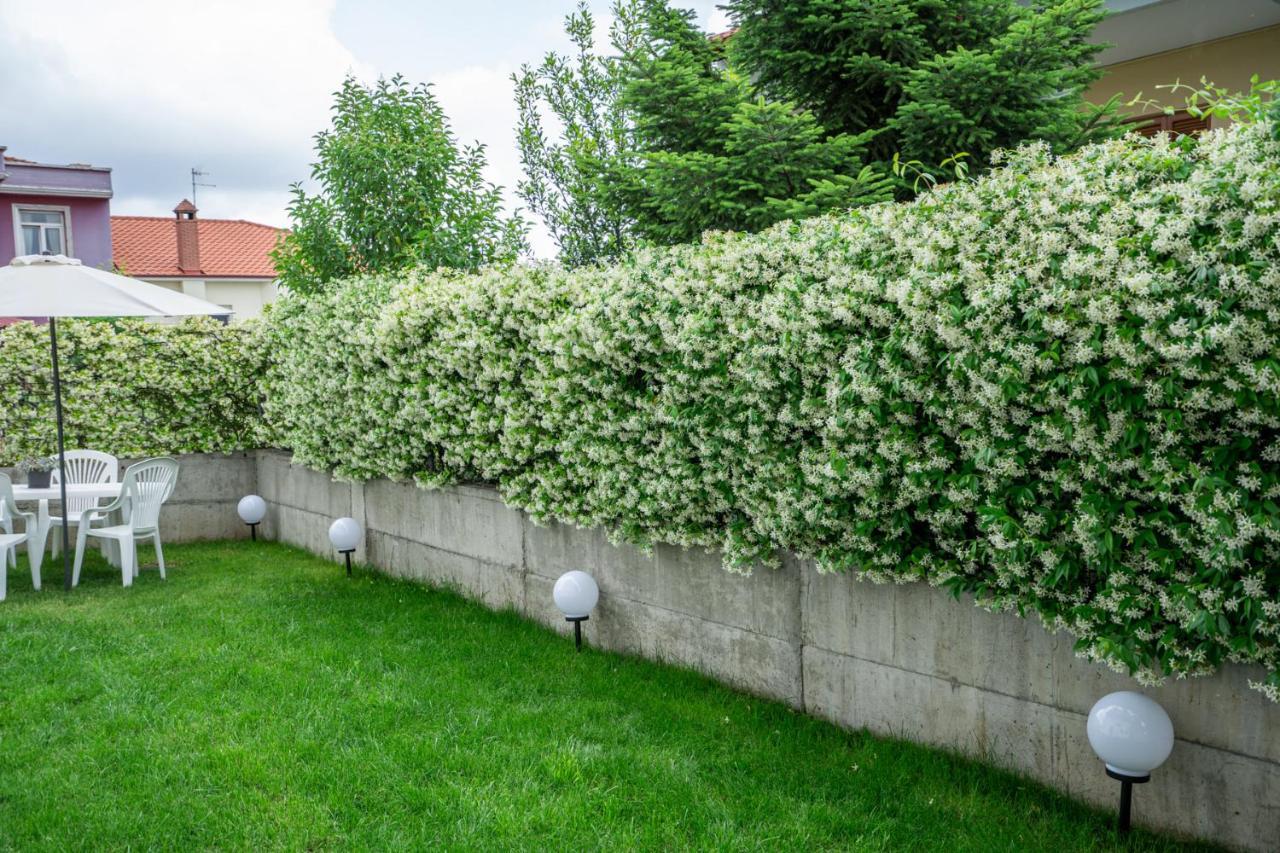 Veria Panorama Luxury Suite With Garden 2 Exterior foto